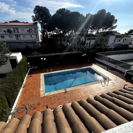 With Private Pool Holiday home