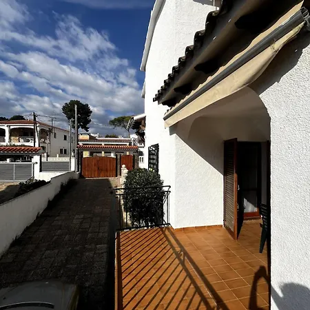 Holiday home With Private Pool Roda de Bera