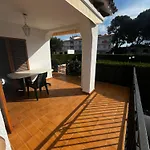 With Private Pool Casa vacanze
